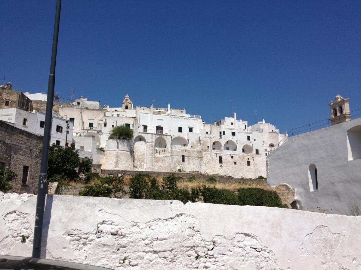 Casa Eduardo Bed & Breakfast Ostuni Exterior foto